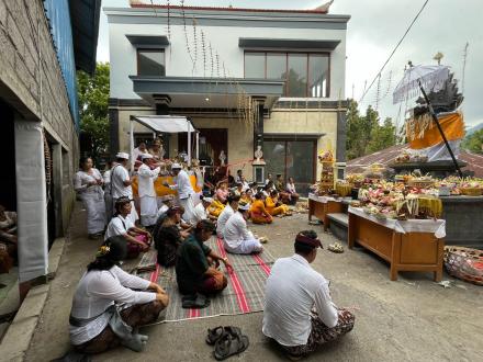 Upacara Melaspas Kantor Perbekel Dana BKK